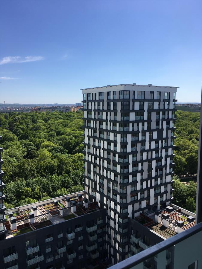 In Garden Towers Апартаменти Прага